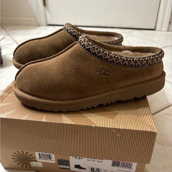 Ugg Tasman II Brown Suede Slip-On Clogs/slipper - Picture 2 of 5